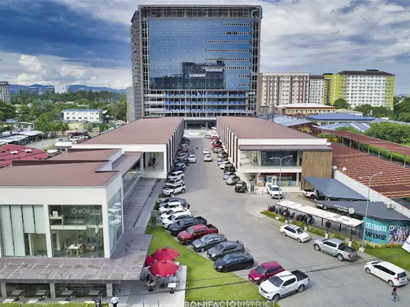 ボニファシオ・ディストリクト